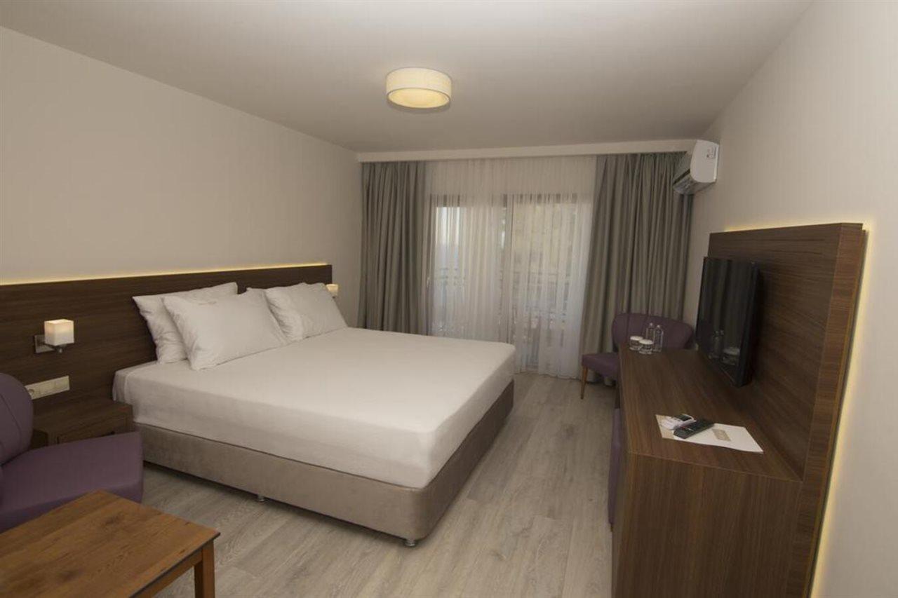 Neopol Hotel 쿠사다시 외부 사진